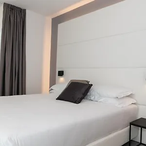***** Hotel J44 Lifestyle Italie